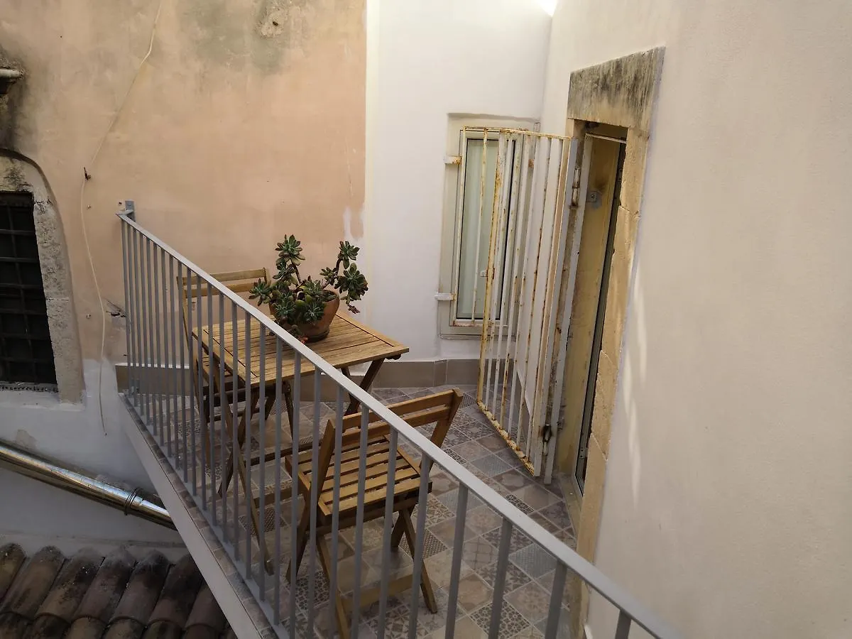 Casa Del Carmine Apartment Syracuse Italy